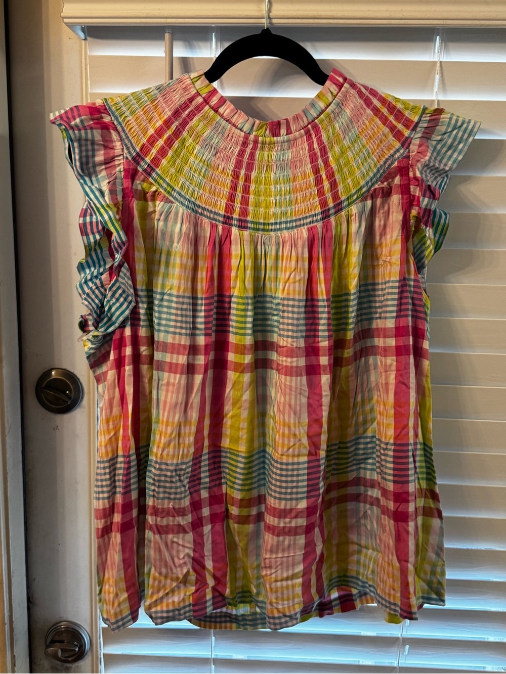 Crown & Ivy Multicolor Plaid Top